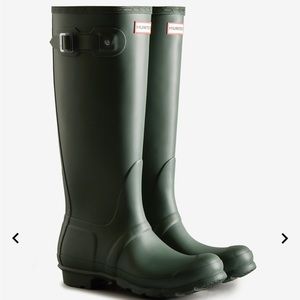 Hunter rain boots